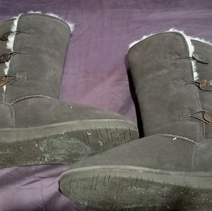 Bearpaw Dark Brown Suede boots size 11